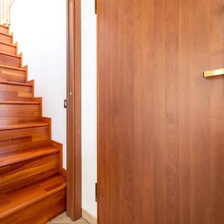 Apartment House Regatola By Wonderful Italy